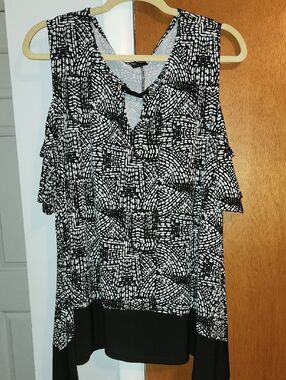 Rafaella Black and White Patterned Cold-Shoulder Blouse